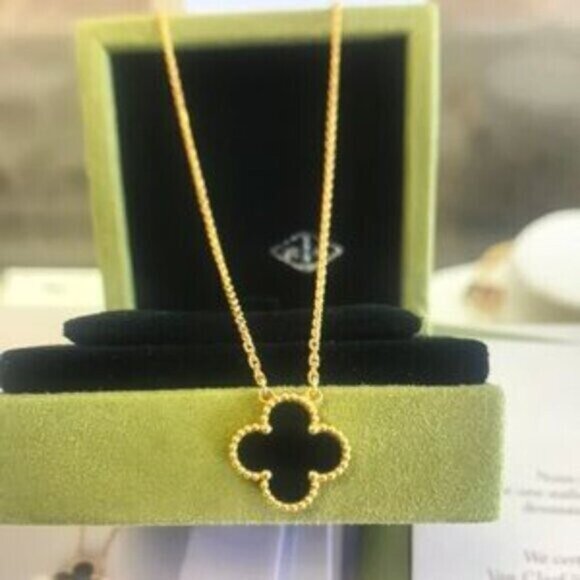 Authentic Van Cleef & Arpels Vintage Alhambra 18K Yellow Gold Necklace - Picture 5 of 8